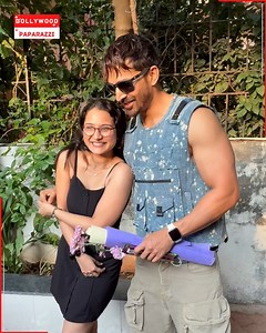 558K views · 10K reactions | Harshvardhan Rane & Fans Request Deepak Mukut To Re Release Sanam Teri Kasam #harshvardhanrane #DeepakMukut #bollywood | Bollywood Paparazzi | Facebook