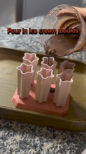 Delicious recipe for Banana Date Ice Cream with Hintz Cocoa Powder by @blogger_deepajaisingh! | Hintz Foodstuff MEA