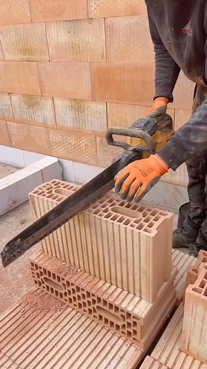 Alligator saw 😁💯 #saw #metselen #bricklaying | Megan Rodriguez