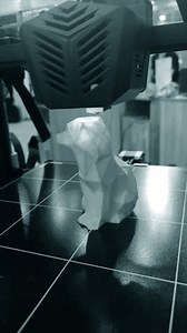 Yakın plan çalışan 3D yazıcı. 3D Stok Videosu (%100 Telifsiz) 3616039071 | Shutterstock