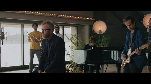 Before stepping out to the buzz of the Forecourt, The National gave us this intimate performance of 'Hard To Find' in the Utzon Room 🎸✌️ | Sydney Opera House