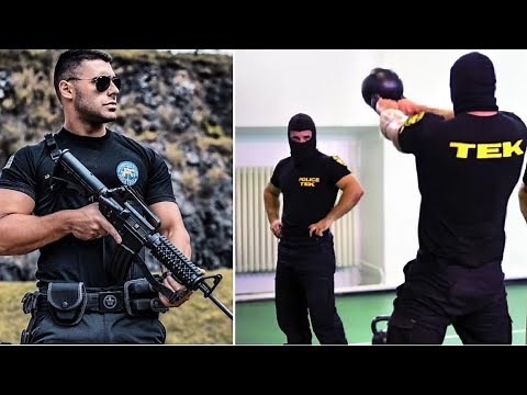 Men in Uniform - Special Forces Hunks