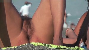 NUDIST BEACH SPREAD LEGS HAIRY PUSSY CLOSE-UP