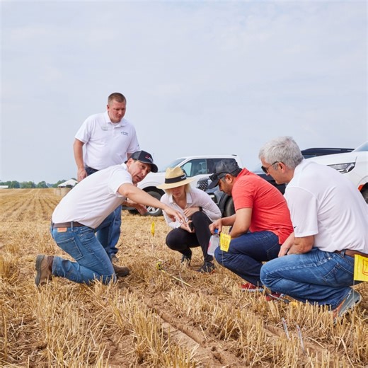 This week we shared our #FarmerFirst solutions with Media, Analysts, and Dealers on-site in Pembroke, Kentucky, U.S. at Bolinger Farms! Supporting Our Vision - Trusted partner for industry-leading, smart farming solutions, we showcased our latest retrofit, autonomous, and AI features. #FarmerFirst #WeAreAGCO #ag #autonomy #harvesting #Technology #Tech #AgTech | AGCO