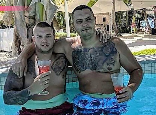 (UZNEMIRUJUĆE FOTOGRAFIJE) Ovo su stravične slike žrtava klana Belivuk - Miljković: Smeju se dok ubijaju