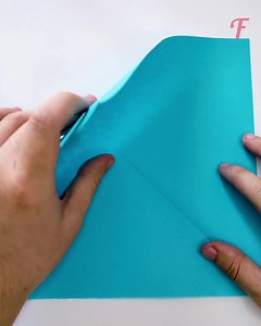 How to make a delightful miniature handbag with animal motifs. | Fabiosa Australia