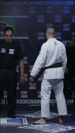 We continue to search for the strongest legs in the world 🦵🦵🦵🦵🪓🪓🪓🪓