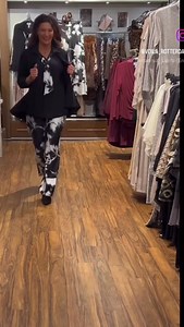 4.6K views · 61 reactions | About last week #voila_rotterdam #damesmod #casualchicstyle #outfits #instagood #aboutlastweek #jurken #galajurk #cocktailjurk #blacktie #franklymandesign #josephribkoff #casual #ootd #fyp #veramont | Voila Rotterdam | Facebook