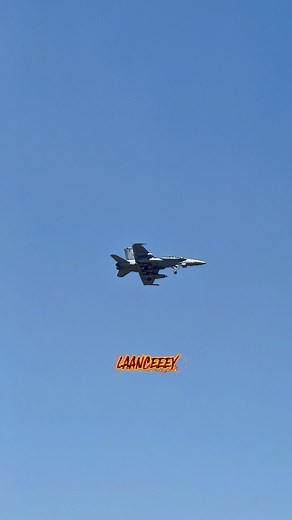 🇺🇸F-16s and F/A-18s 🔥 #reels #reelsfacebook #Planes #fighterjet #fighterjets #F16 #fa18 | Laanceeey