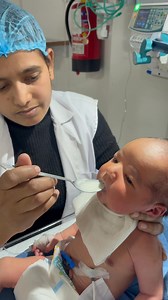 Nicu Dr carefully feeding a baby with spoon 🥄 #newborn #baby #feedshorts #afterbirth #careing | Vikash Jaat
