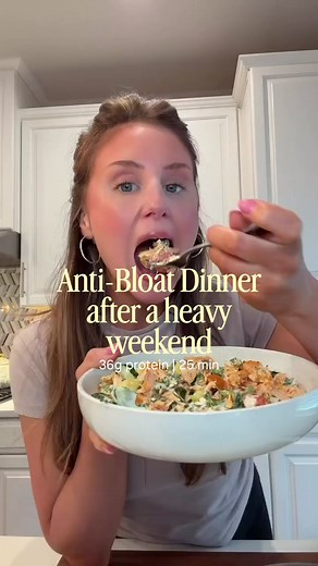 Salmon Salad: High-Protein, Anti-Bloat Dinner