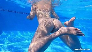 Solo video with tempting Dee Vine