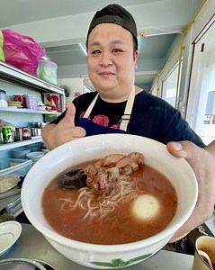 Mee Sua Pak Ting and Kompia Sarikei | Borneo Foodie