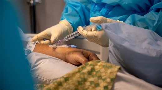 NJ COVID hospitalizations surpass 1K for first time in 5 months as transmission picks up