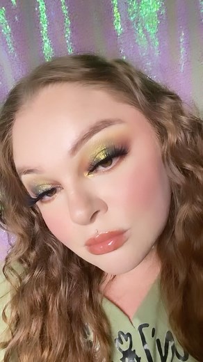 Finally played with the all I see is signs pallette 💫☺️ | Allison been mobn