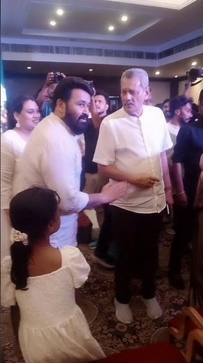 എന്താ മോനെ❤️ ലാലേട്ടന്റെ മോനെ വിളിയിൽ😍 എന്തൊരു സ്നേഹമാണ്❤️#mohanlal#devadoothan#lalettan