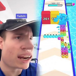 Directo diario en twitch a las 2000 hora española 🌟 Twitch urionfit 💜 #fyp #streamer