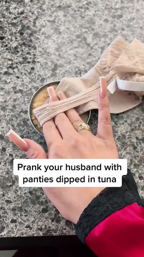 360K views · 5.4K reactions | WAIT FOR THE END! 藍藍 #prank #couples #pregnant #baby #marriedlife #marriage #husband #wife #bf #gf #reaction #couplecomedy #funnyvideos #viral #prankonhusband | Anthony & Ana | Facebook