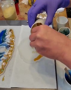 Look at this fun Wine 🍷 glass holder and a coaster with real seashells 🐚 Dojes Designs LLC #wine #resinart #seashells | Dojes Designs LLC