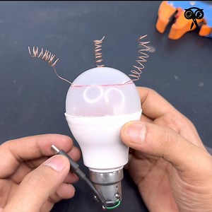 13M views · 47K reactions | Get an unlimited Free wifi From broken Bulb | Creative Own | Facebook