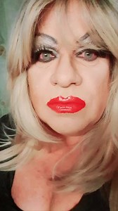 smoking lipstick crossdresser closeup | aShemaleTube