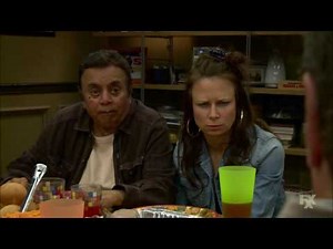 It's Always Sunny in Philadelphia - Gail the Snail giving Hwang a Handy under the Table