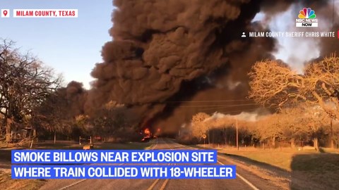 Huge explosion erupts after 18-wheeler hits fuel train in Texas
