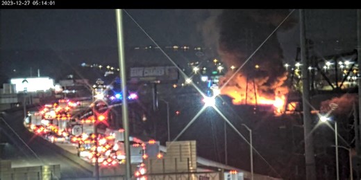 I-64 West reopens after massive building fire in downtown Louisville