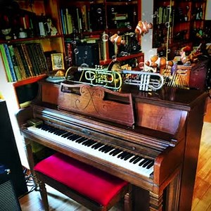 8.5K views · 752 reactions | 1979 Wurlitzer spinet piano just arrived. Welcome home! #Wurlitzer #musiclife #música #musicstudio #saturdayvibes #picoftheday #musicmaker | Stewart Copeland | Facebook