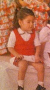 8.8K views · 147 reactions | Cc me dicen “tu no eras así ” y yo literal enseñando los chones desde los 4 años 奈 | Mon Valenzuela | Facebook