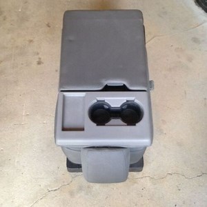 Jumper seat console lid not on 2021?! - Ford Truck Enthusiasts Forums