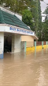 Giving Relief Goods at Minalabac Camarines Sur 🫶 Led By: Cpt Renoblas and Team Arnisador ng 9ID PA ma'am thank you po so much for coordination na maibigay namin yung relief goods na binigay nmin mag asawa para sa mga nasalanta ng bagyo 🫶🤍 salamat po ng marami 🥰 Kita po natin sa mga ngiti ng mga tao na andon kahit nsa bobong sila lumalaban parin sila 🫶 Credits to the rightful owner of music. No copyright infringement intended | Maria Clutario