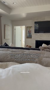 22K views · 16K reactions | Hate when that happens  #adogslife #dogloves #goldendoodle #goldendoodlestyle #goldendoodles #goldendoodlelife #goldendoodlelove | Jazzy | Facebook