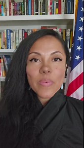 Llámenos al 1-877-301-2525. #AbogadaFiera #Abogadodeinmigración #inmigranteslatinos | Abogada Fiera - The Immigration Force