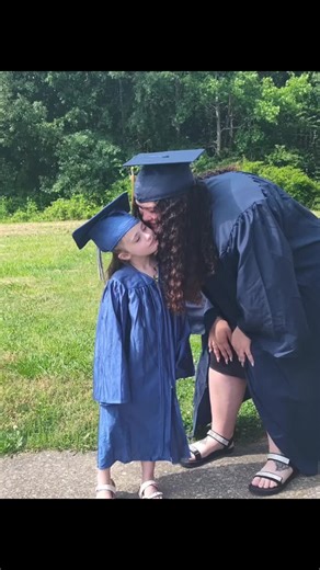 TikTok · Holly Webb