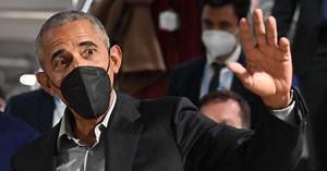 Barack Obama arrives at COP26 as huge crowd welcomes former US president