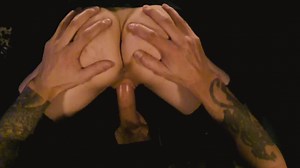 Tattooed police officer fucks slutty blonde chick in the car