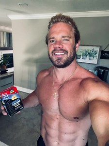 Hydroxycut Hardcore® Ultra Shred Drink Sticks feature paraxanthine from enfinity®, a metabolite of caffeine, Meta-Energy from B-Vitamins, which help to support metabolic energy, key electrolytes and unlike other drinks, include zero sugar and no calories. These really hit the spot on a scorching summer day like today. | Hydroxycut | Facebook