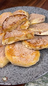 51K views · 822 reactions | Clatite cu mere de post. | Ella Cooking | Facebook