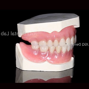 [Hot Item] Full Mouth Dentures with Acrylic Resin Base Gum Support Can Simulate Natural Gums and Teeth and Restore The Normal Function of Oral Teeth