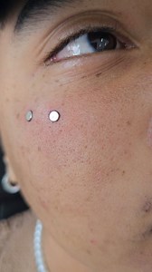Surface bar for Anti Brow piercing Solo aqui en @bodyartgallerypr #piercing #surfacepiercing #puertorico #tupiercerfavorito | Ramon Tribe Carrion