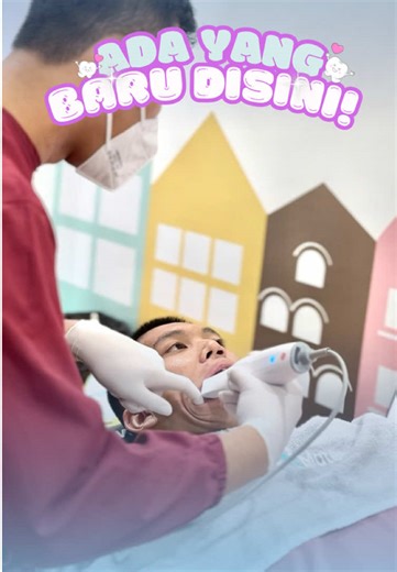 Ada yang TERBARU nih di Dentmate! Kenalan yuk dengan Intraoral Scanner 3D terbaru kami! ✨ Teknologi pemindai mulut ini hadir untuk hasil lebih presisi, cepat, dan tentunya nyaman untuk pasien. Mulai dari pencetakan digital hingga perencanaan perawatan semuanya jadi lebih mudah dan akurat. 📍Sudah tersedia di Dentmate! Yuk, konsultasi sekarang! . Download sekarang! Konsultasi gratis via aplikasi My Dentmate Info dan Reservasi : linktr.ee//dentmate . Klinik Gigi Dentmate (Palembang) Jln. MP. Mangk