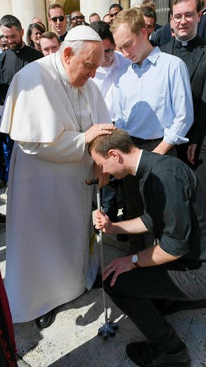 Pope Francis’ Gospel Reflections Matthew 19:23-30 August 20, 2024 “Jesus’ answer is clear: ‘I say to you, there is no one who has left everything who has not also received everything’.” In other words, there is no middle ground: “We have left everything” — “You will receive everything.” This is the overflowing measure with which God gives His gifts: “You will receive everything: ‘there is no one who has left house or brothers or sisters or mother or father or children or lands, for my sake and f