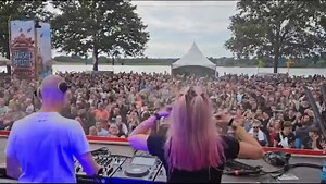 🫶🏼 My House Is Your House And Your House Is Mine 🫶🏼 #houseofhouse #dustinhertz #smashedpotatoesfestival #miwow #patandpuss #yellowarmy #pinkpuss #festivals 💿 Dustin Hertz 🏡Smashed Potatoes 🎬 Shirley Klaverdijk 🎙️ Freaky D 🕺🏼Pat B | Miss Puss