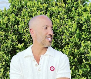 Selling Sunset’s Jason Oppenheim Makes Out With Blonde Beauty Marie-Lou Post Chrishell Stause Split - Daily Soap Dish