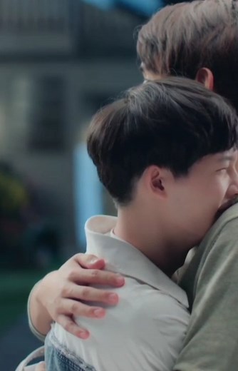 BoysLoveUpdate 🏳️‍🌈 🇫🇷 🇬🇧 on Instagram: "BL Thai - La Cuisine The series . . [ Ep 7 ] @lacuisineseries.official " Luckchub, I like you as a man who has a right to like someone " at 11 PM on WeTV & GagaOOLALA _____ Pop @popptr : Ram Mick @mickmonthon : Lukchub . . #lacuisineเมนูลับฉบับแก้มยุ้ย #lacuisineep7 #เมนูลับฉบับแก้มยุ้ยep7 #lacuisinetheseries #thaiseries #blthai #blserie #boyslove #thailand #romance #bldrama #love #fujoshi #kissingboy #tricreationth #thaiactors #thaibldrama #boysxbo