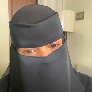 17K views · 256 reactions | Woman in love ! | Ｓｅｅｎ Ｔｅｘｔ. | Facebook