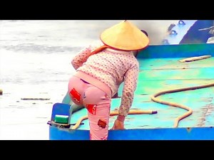 Sà lan chị gái vượt cống kênh cụt