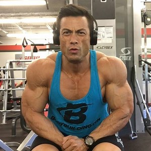 Some clips from today's shoulder workout. A couple superset combinations. #delts #shoulderpump #shoulderworkout. Follow my Snapchat 󾆮 alexwoodsonfit. #ifbbagelesswonder #chasegoals #minnesotaproud #mensphysique #ifbbpro #IFBB #NPC #bodybuilding #classicphysique #mensphysiquepic #mensphysiquenews #mensphysiquepro #masterspro #over40andfit #fitover40 #fitfam #fitness #fit #igfit #fnsupps #FNArmy #PerformaceMealsUSA | Alex Woodson IFBB Pro/Personal Trainer