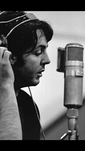 Abbey Road sessions, 1969. #thebeatles | Beatles Magazine